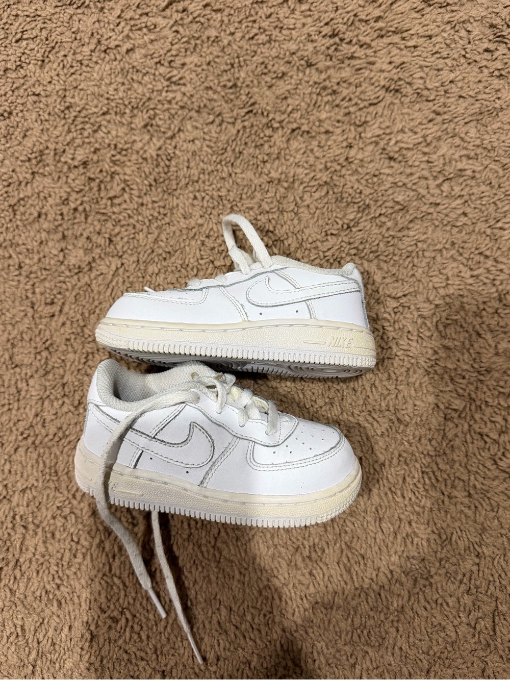 Nike Kids White Low-Top Leather Sneakers with Swoosh
